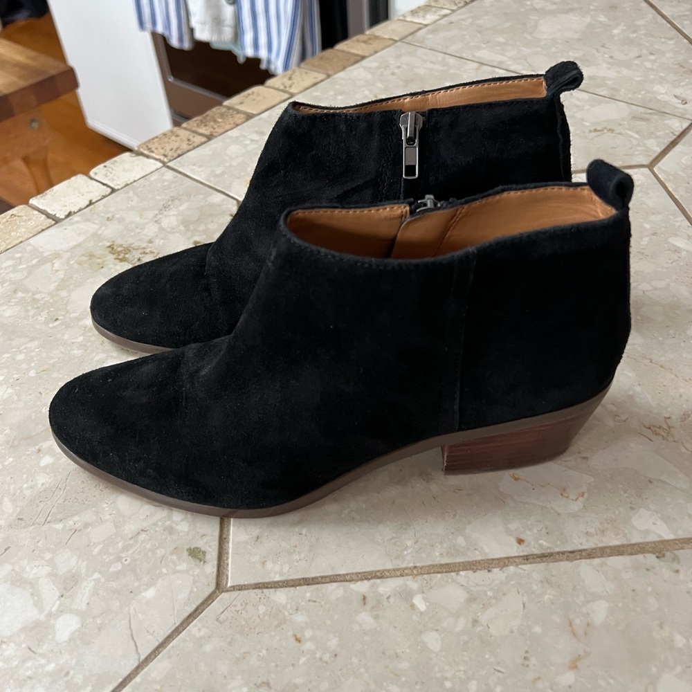 J Crew Black Suede Bootie Size 9